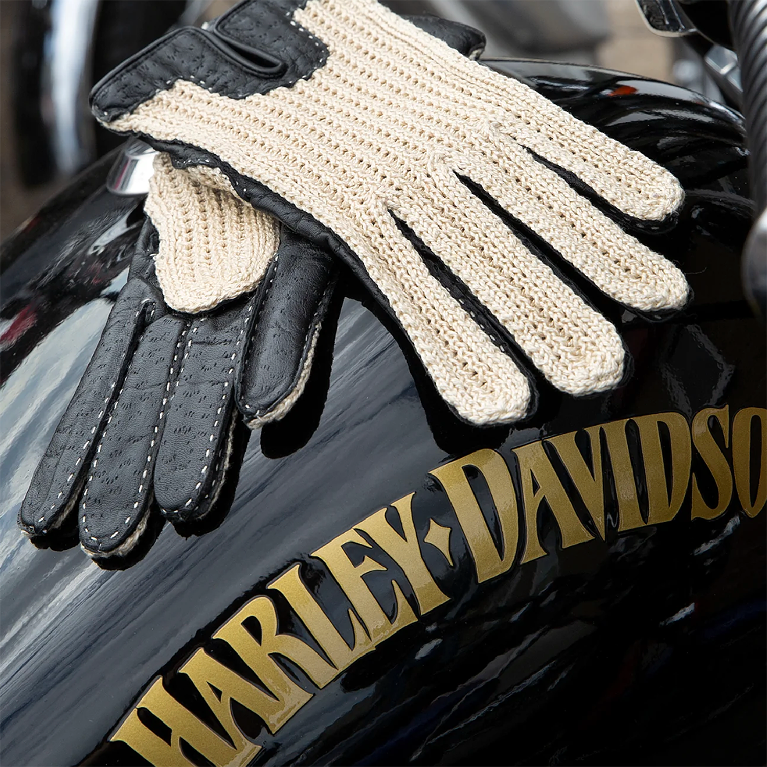 Dents Kelly Women's Crochet-Back Leather Driving Gloves BLACK
