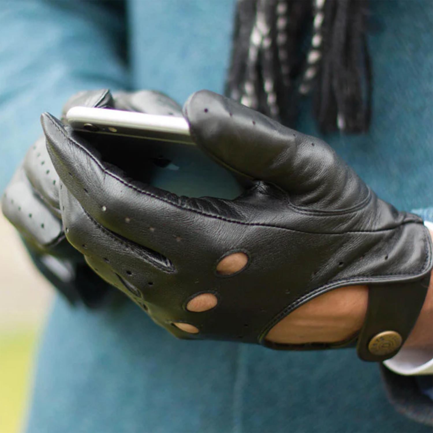 Dents Silverstone Men's Touchscreen Leather Driving Gloves TAN/BLACK