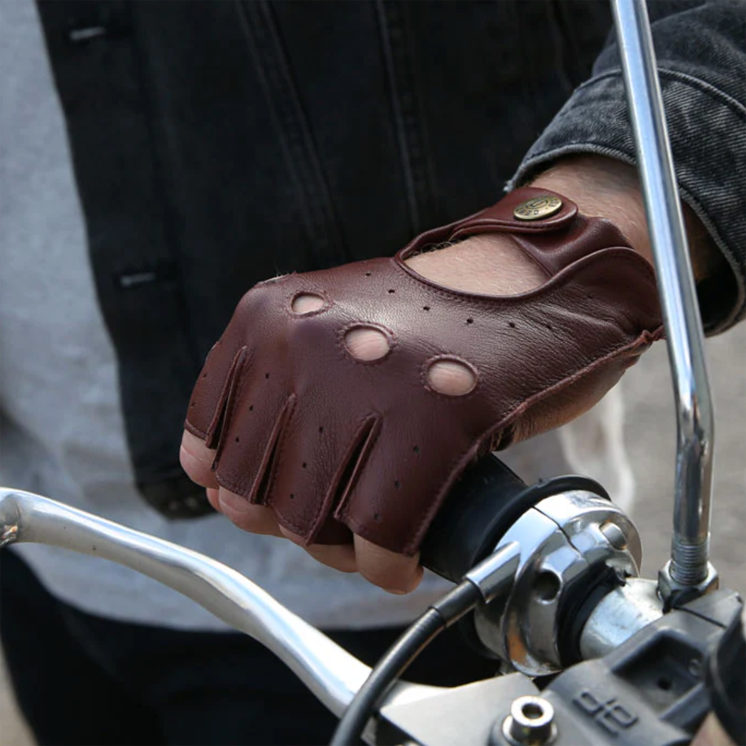 Dents Snetterton Men's Fingerless Leather Driving Gloves ENGLISH TAN