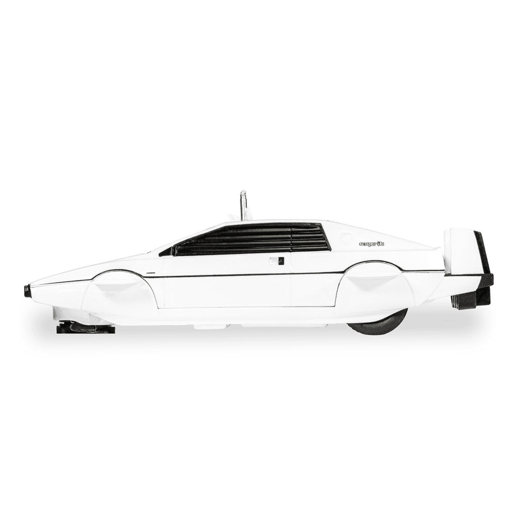 Scalextric 1:32 Slot Car Lotus Esprit S1 Wet Nellie James Bond